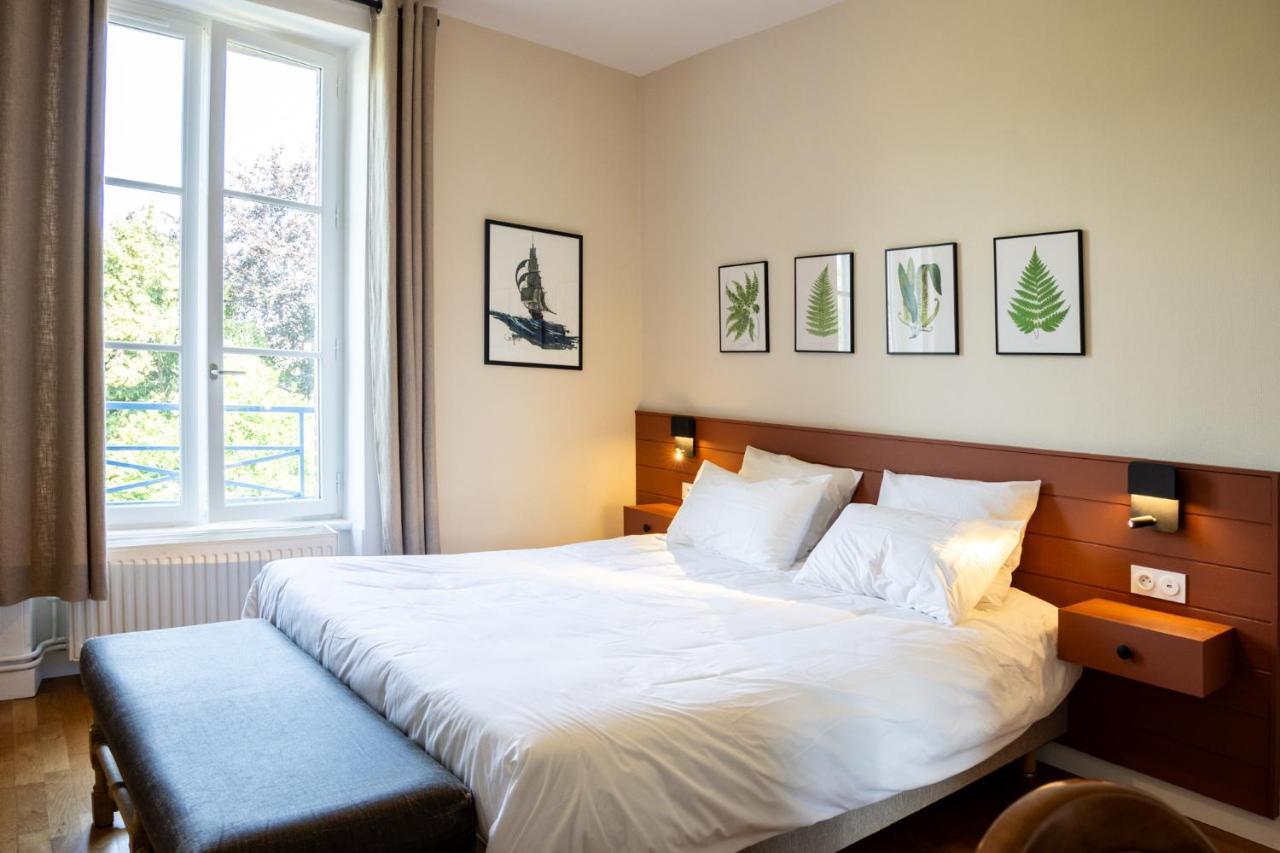 Bel Appartement, Bien Equipe Et Confortable Dans Le Centre Historique Fougeres Exterior photo
